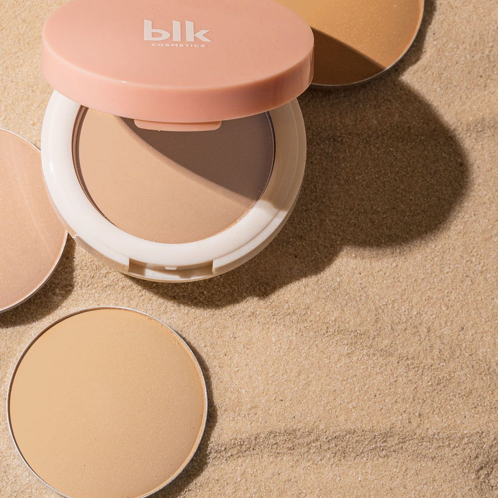 BLK: AIRY MATTE PERFECTING FOUNDATION